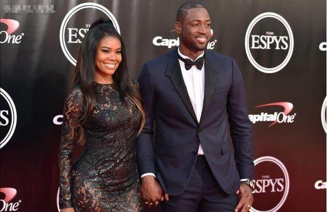 韩足晚报（2025.11.25）FC首尔夺取亚冠客场首胜（韩足晚报·2025.11.25｜FC首尔拿下亚冠客场首胜）