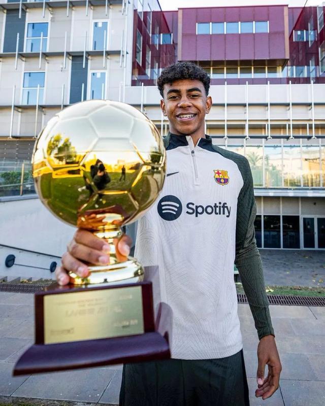 火箭年轻球员进攻数据亮眼（火箭新星进攻端数据抢眼）