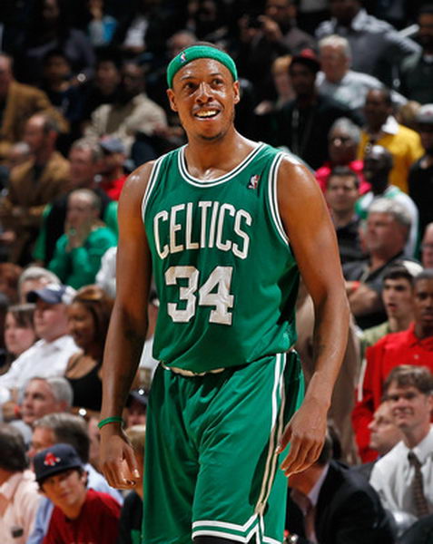 鬼手神偷！哈登抢断杜兰特 随后长传助攻科林斯反击打2+1（妙手抄截杜兰特！哈登精准长传助科林斯快攻打成2+1）