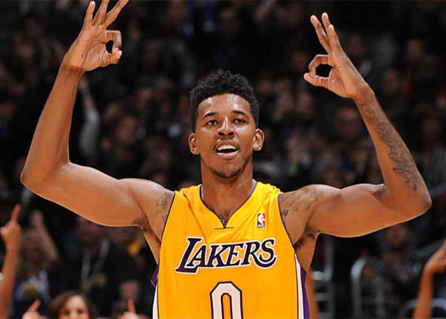 中国U17vs孟加拉国首发：邝兆镭领衔，万项、帅惟浩出战（中国U17战孟加拉国首发出炉：邝兆镭领衔，万项、帅惟浩先发）