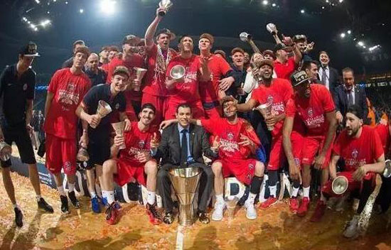 埃迪-豪：俱乐部在处理伊萨克的事，我通过媒体知道他在皇社（埃迪-豪：伊萨克事宜由俱乐部跟进，我也是从媒体得知他在皇社）