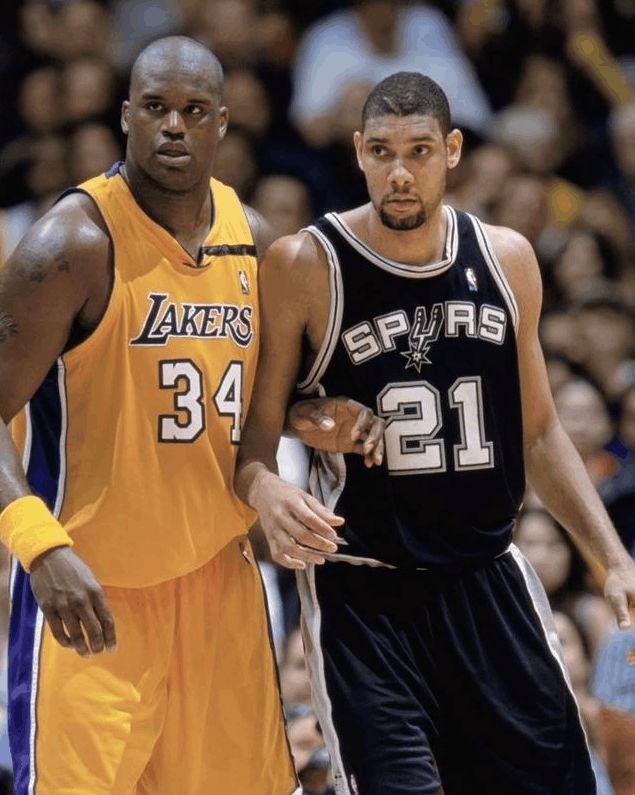 西甲第16轮今晚开打，比分全预测，皇马和巴萨获胜无忧（西甲第16轮今夜开战，全面比分预测：皇马、巴萨胜券在握）