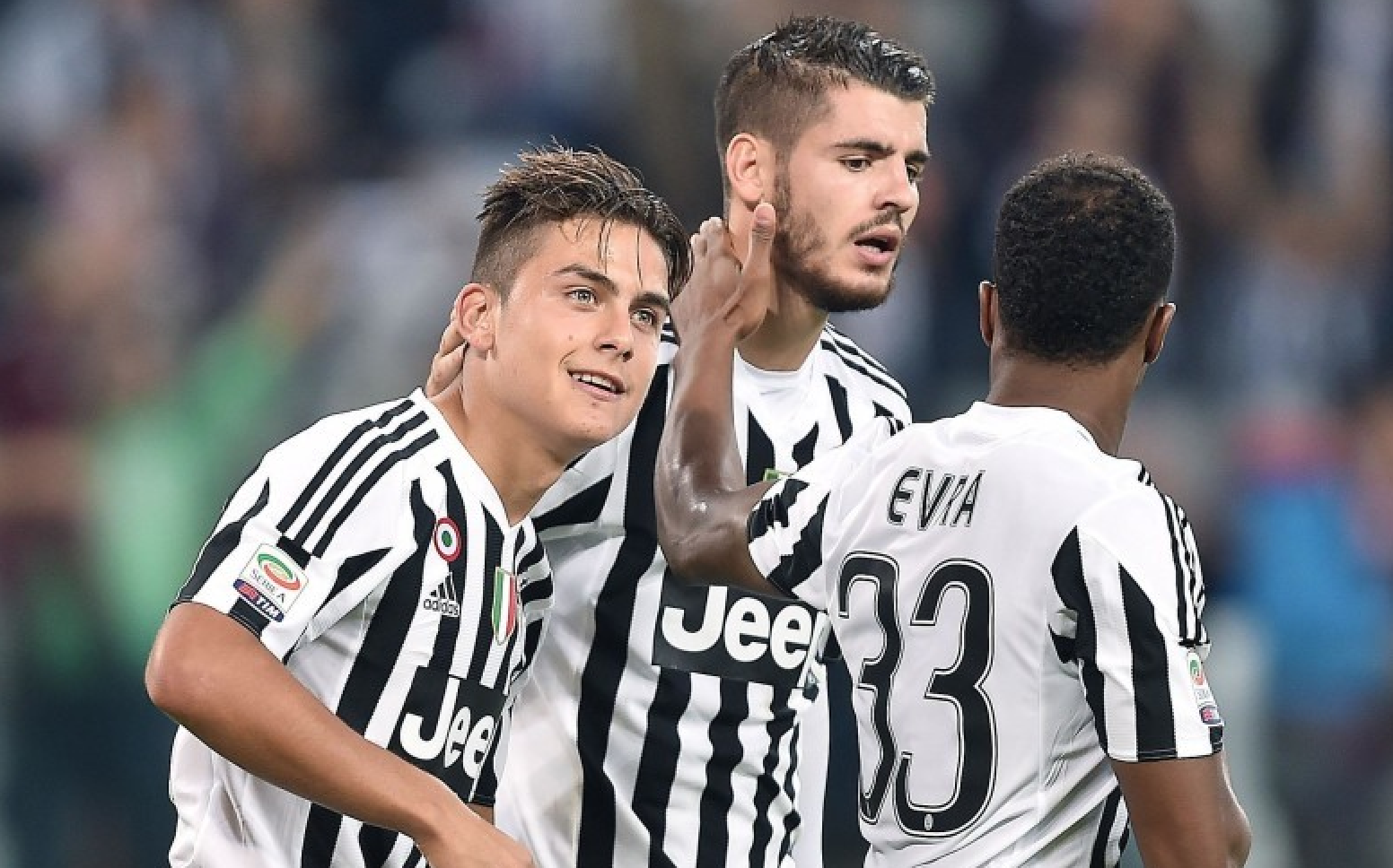 邮报：鲁尼评选本赛季英超三大最佳却忽略哈兰德，遭球迷嘲讽（邮报：鲁尼评今季英超三佳漏掉哈兰德，惹球迷群嘲）